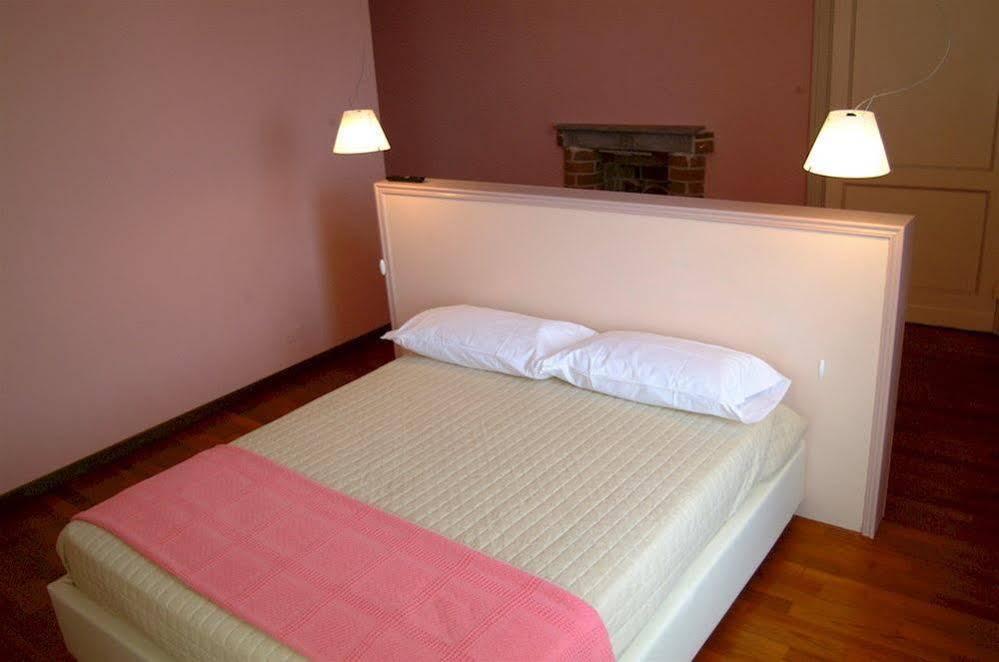 Trinità Dimora Castello Dei Conti Bed & Breakfast エクステリア 写真